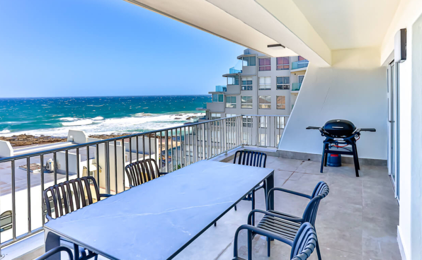 22 La Mustique patio